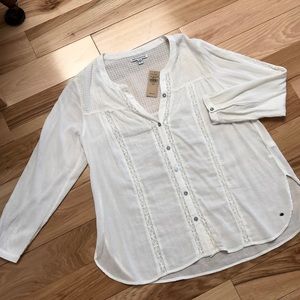 Loose long sleeve Perfect for spring/summer